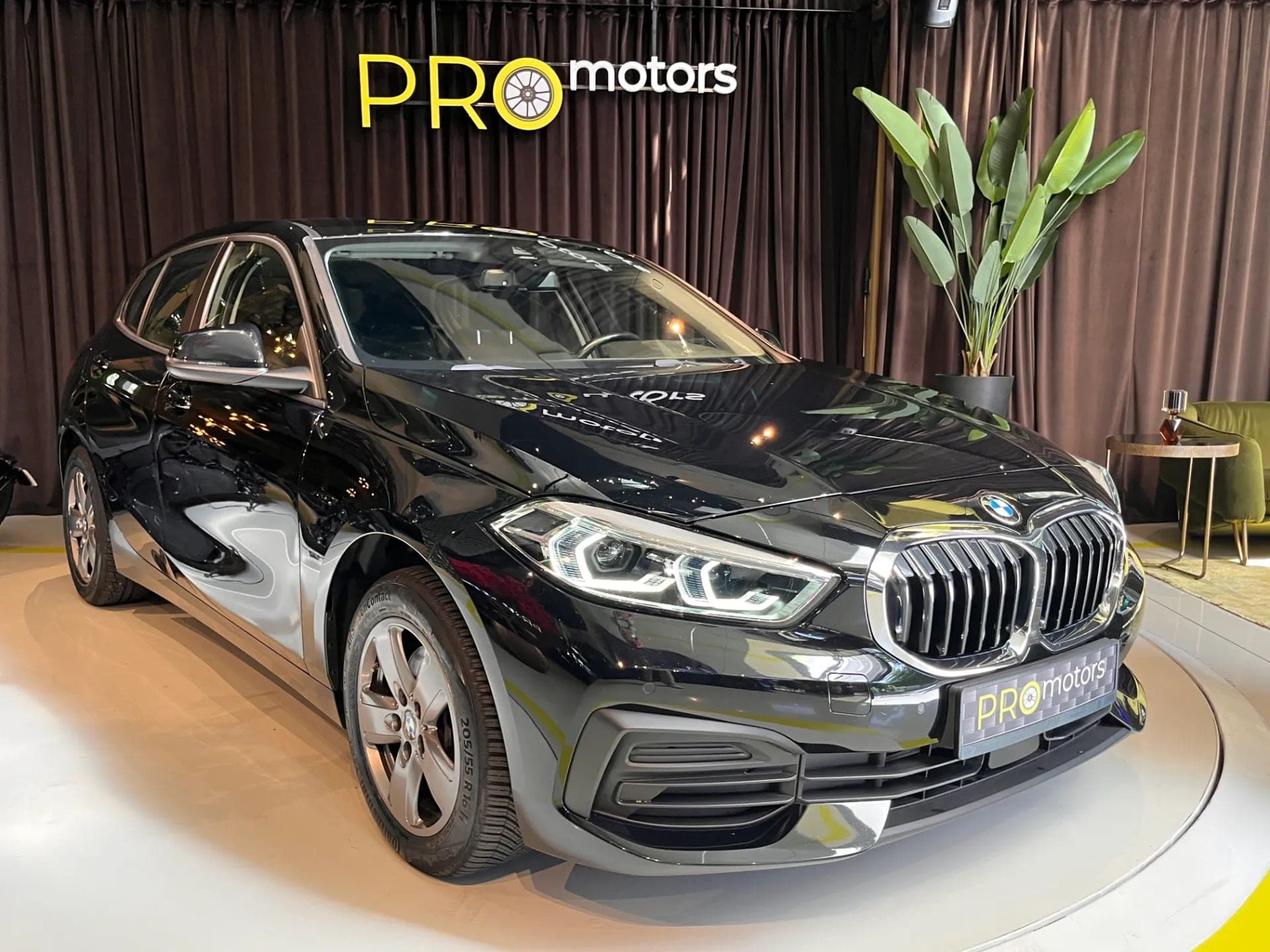 BMW Seria 1 116i Advantage