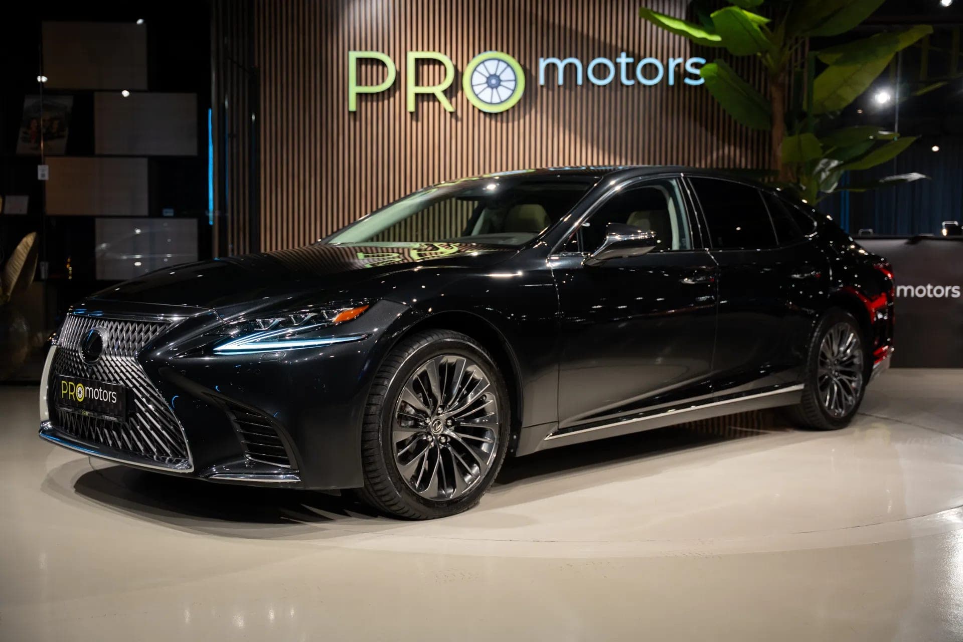 Lexus LS500