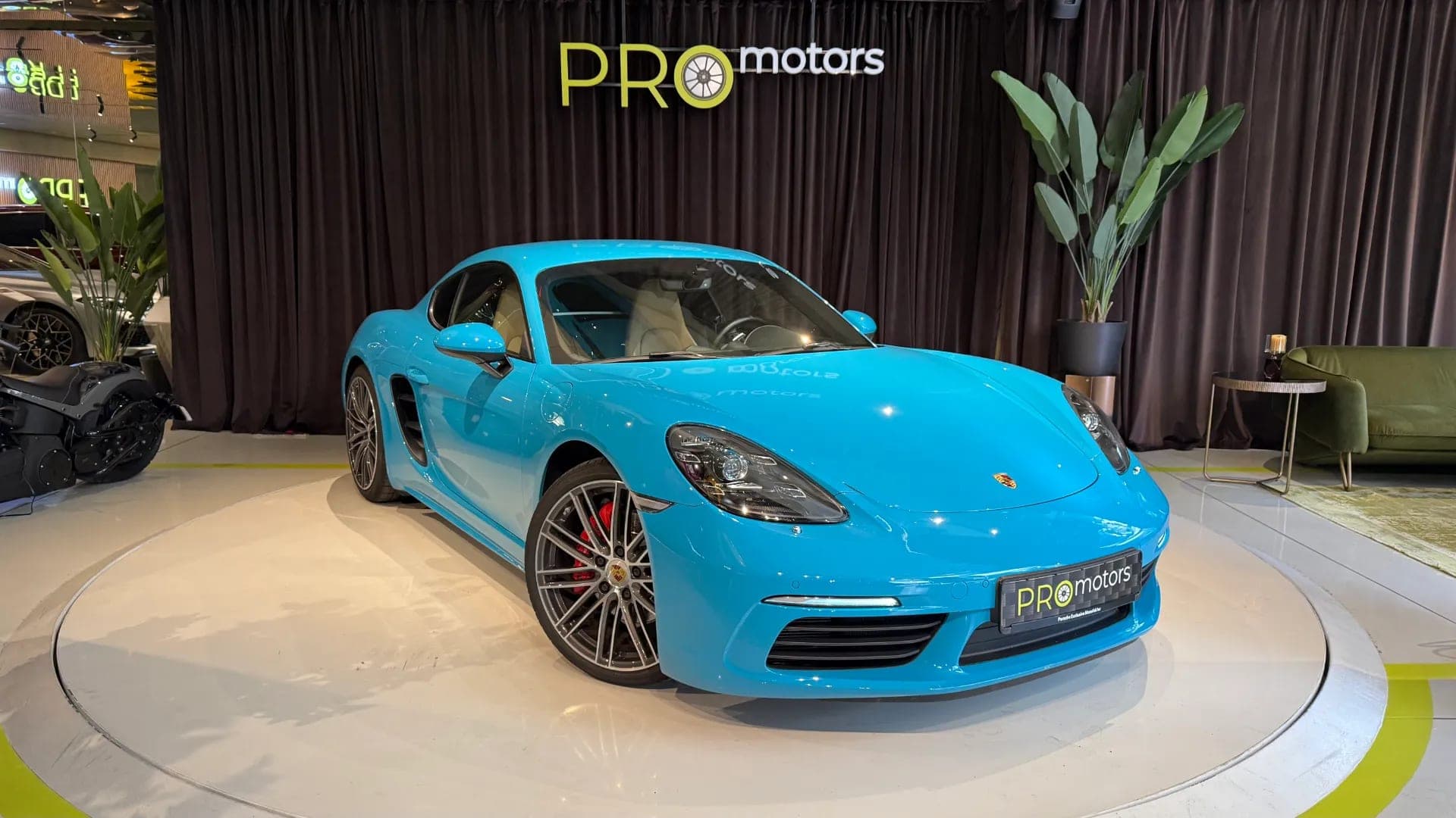 Porsche Cayman S