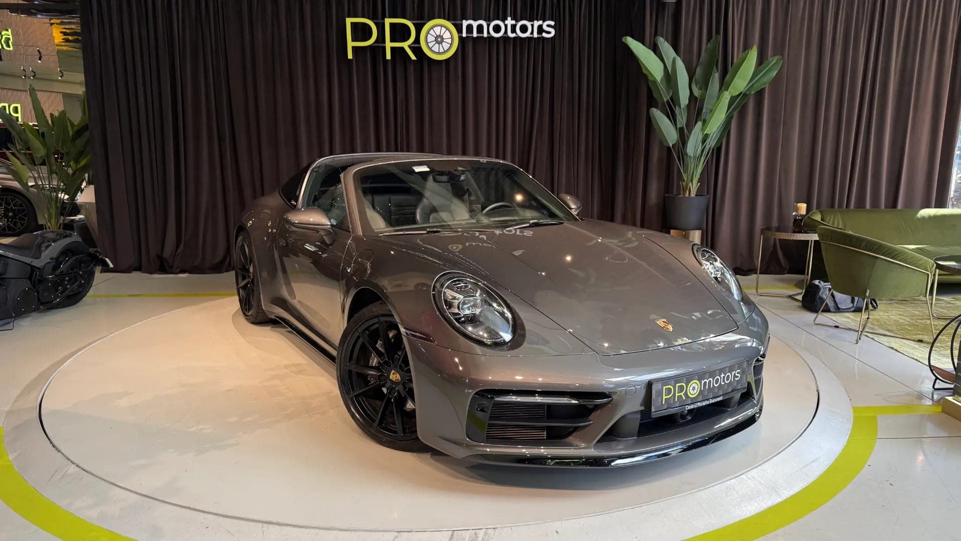 Porsche 911 Targa 4