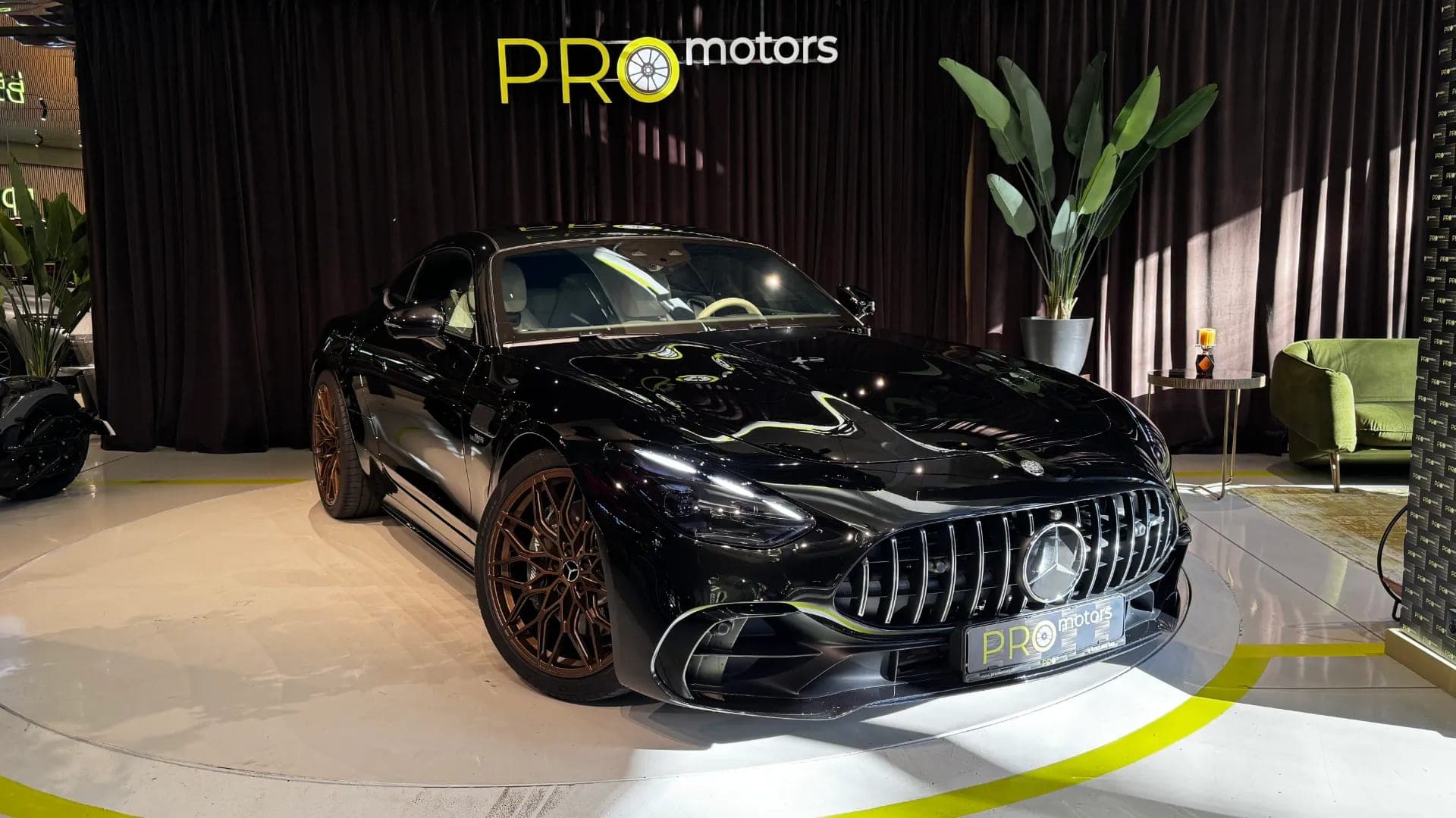 Mercedes AMG GT 43 Coupe