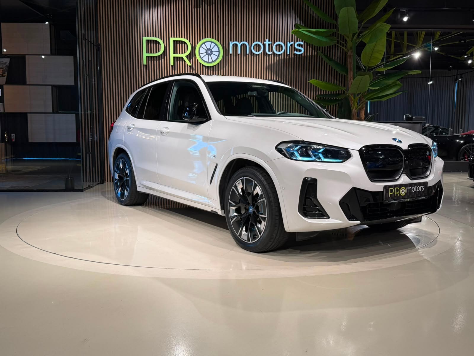 BMW iX3 M Sport — Electric, 286 CP, TVA deductibil