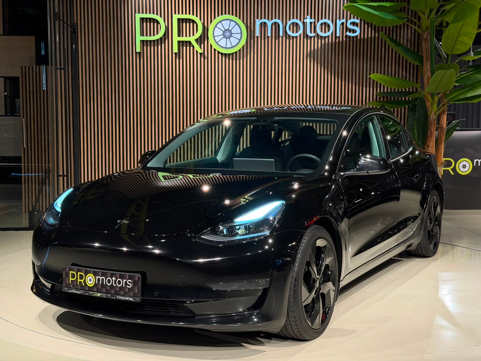 TESLA Model 3 LR Dual Motor 2021 / 119.000 Km