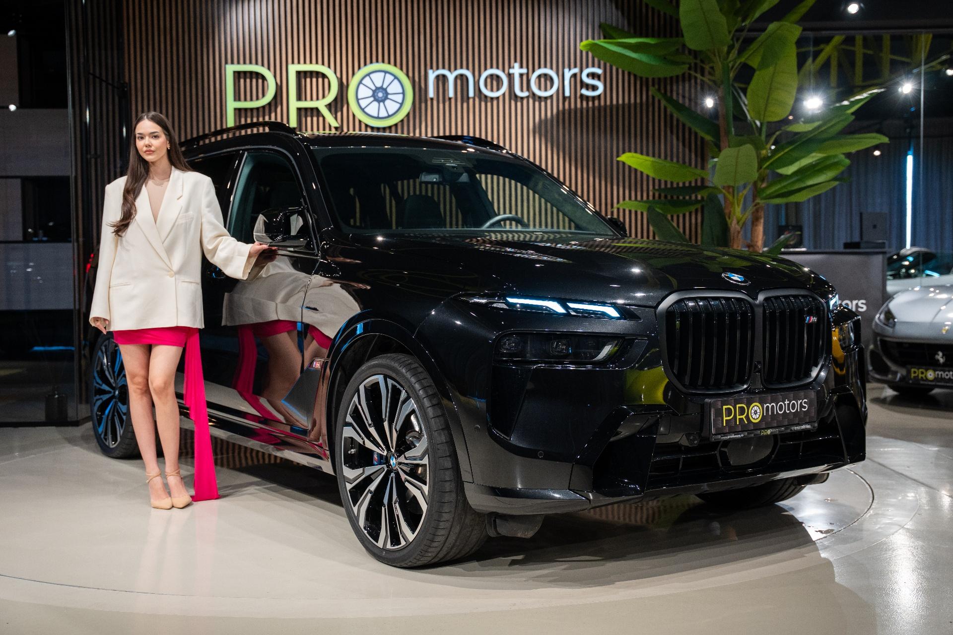 BMW X7 M60i
