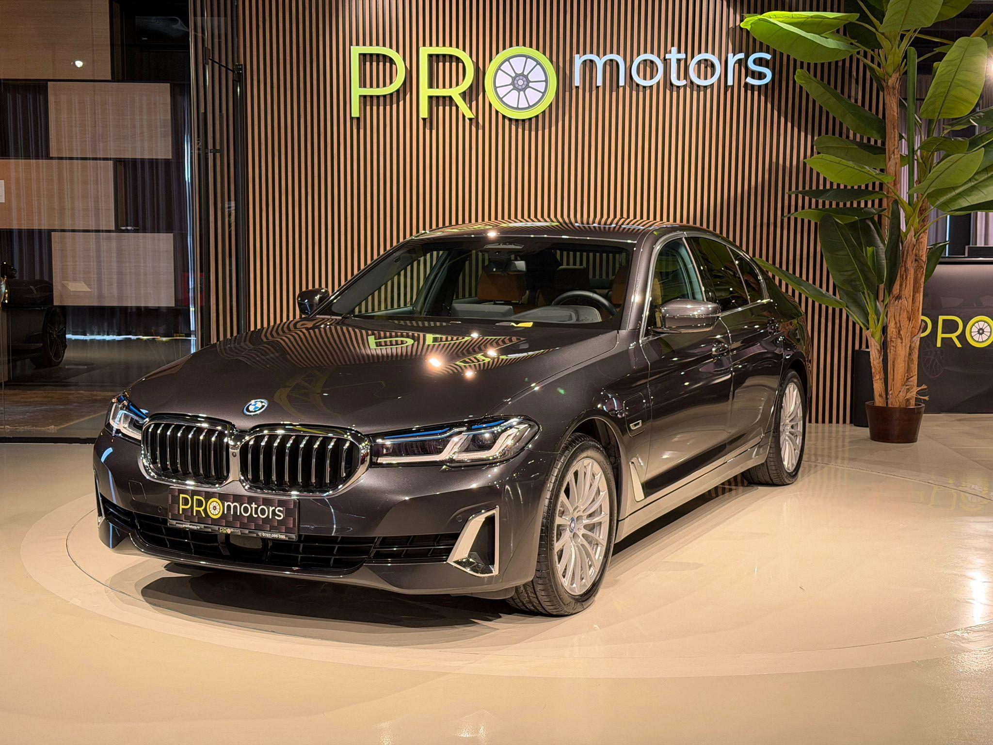 BMW 530 e  xDrive Luxury Line
