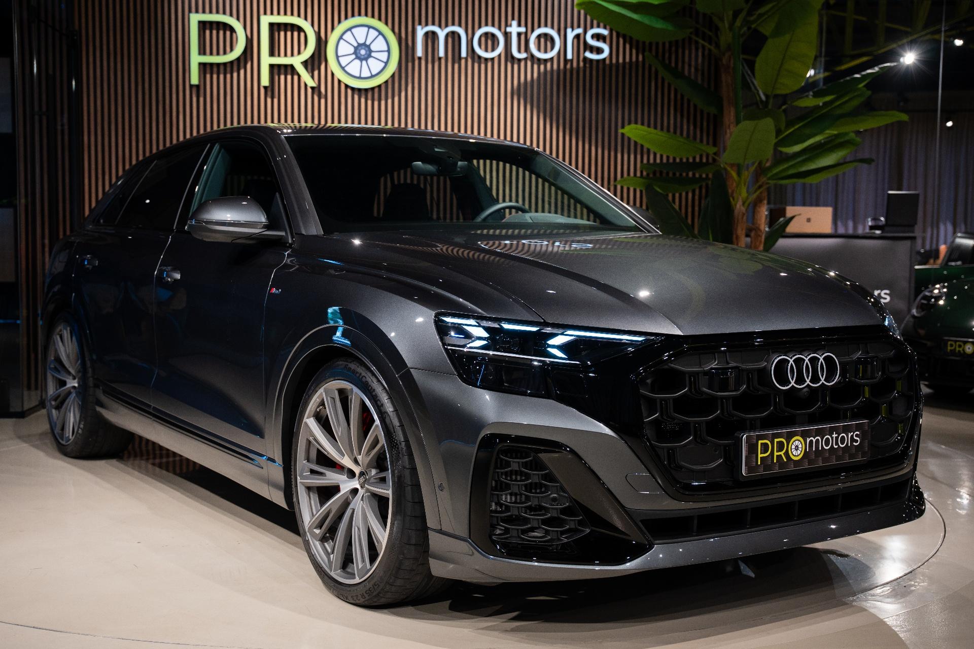 Audi Q8 55 TFSIe Sline