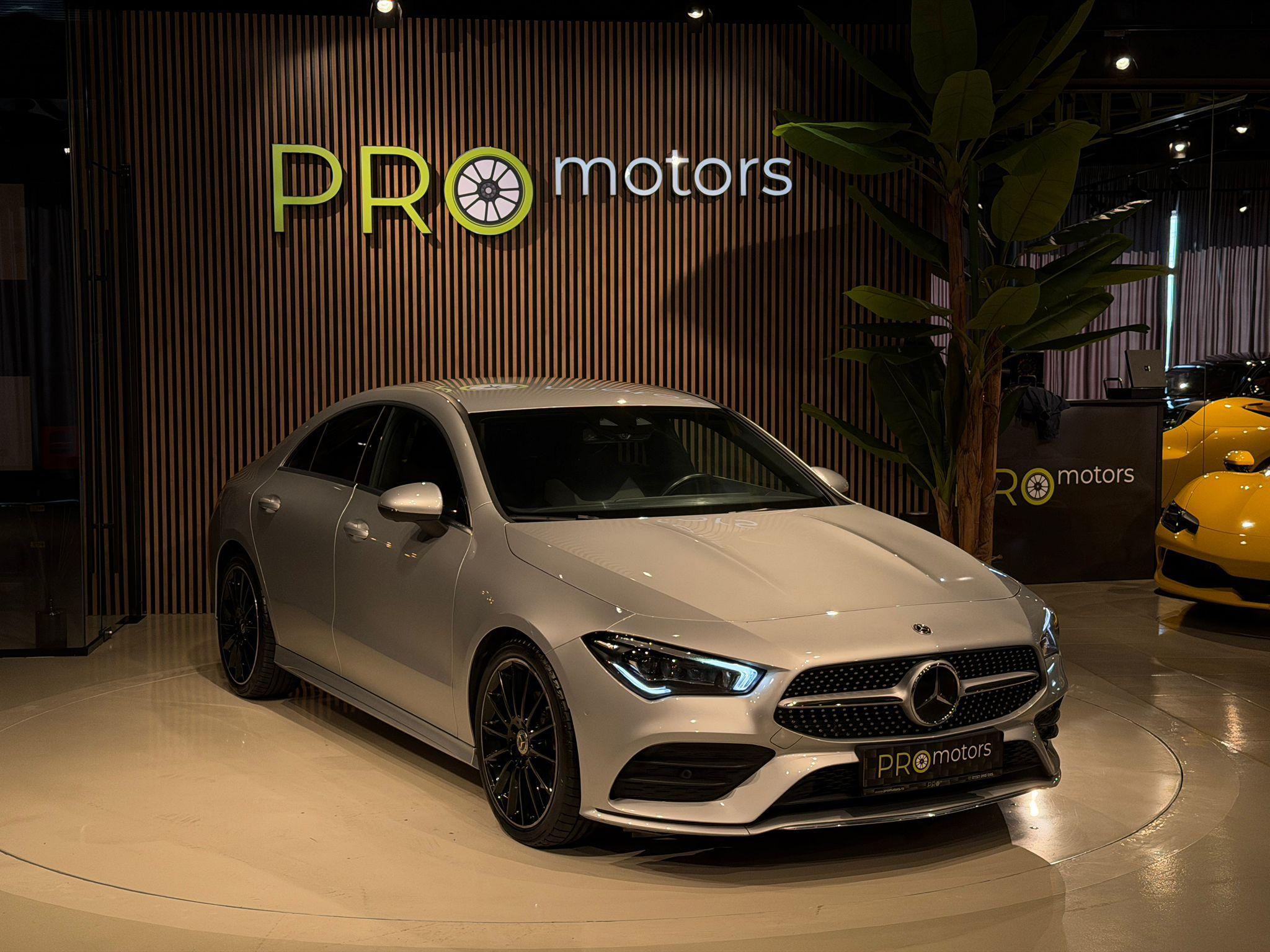Mercedes-Benz CLA 200 AMG Line