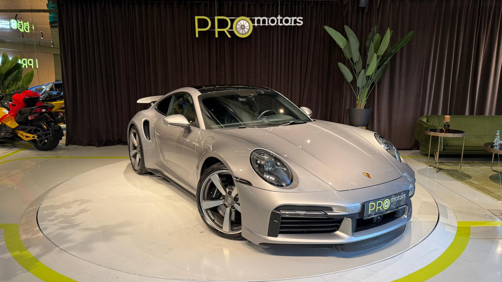 Porsche 911-TURBO-S 