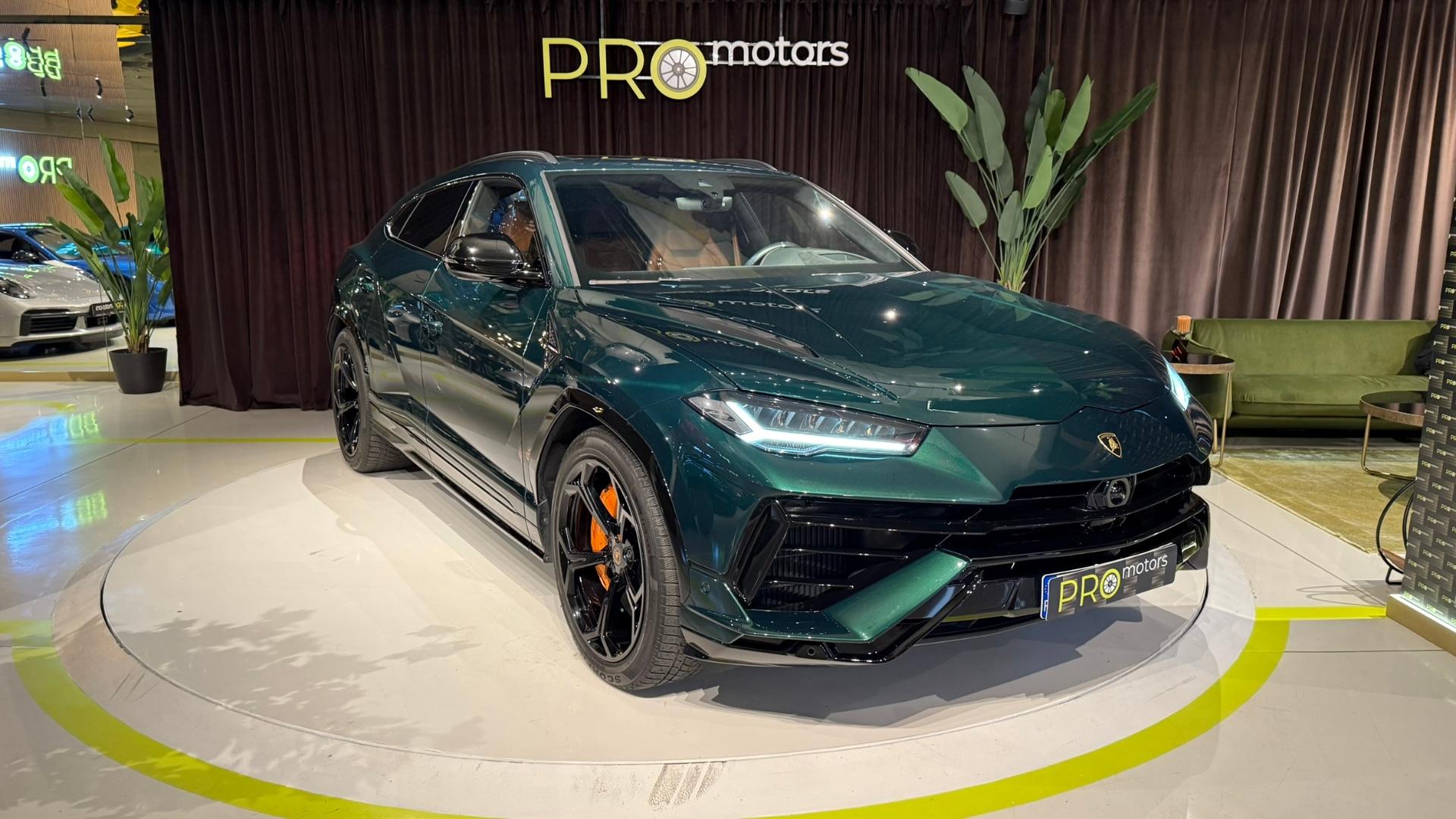 Lamborghini URUS