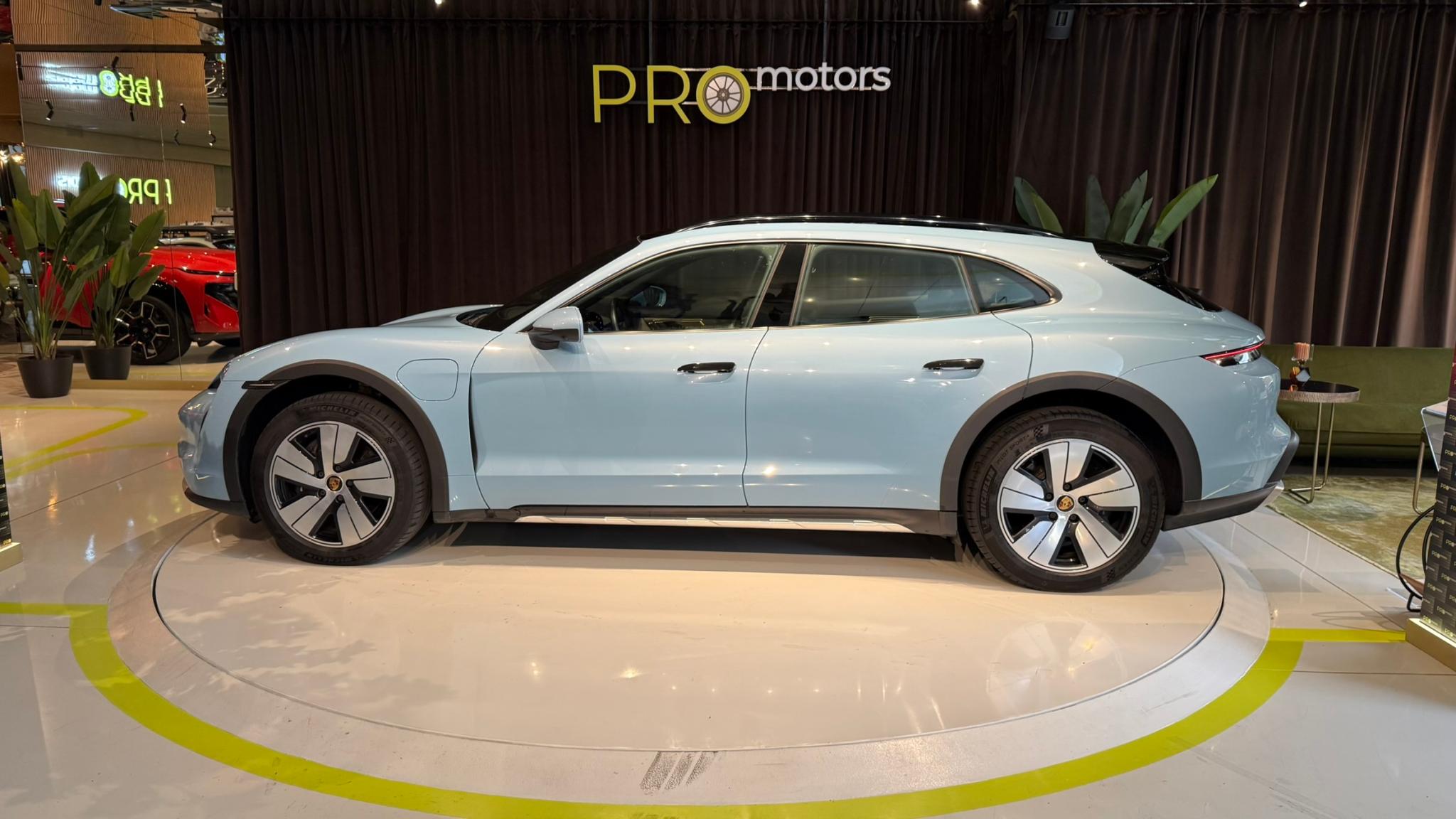 Porsche Taycan